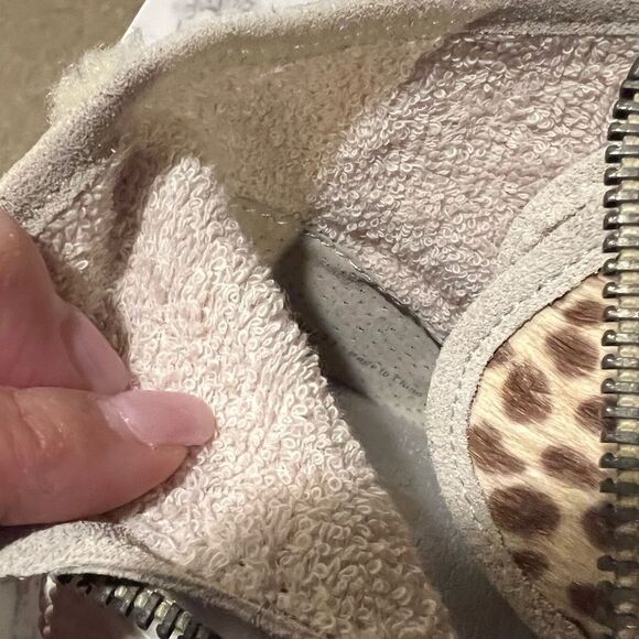 Dolce Vita Veola Plush Booties - Picture 9 of 11